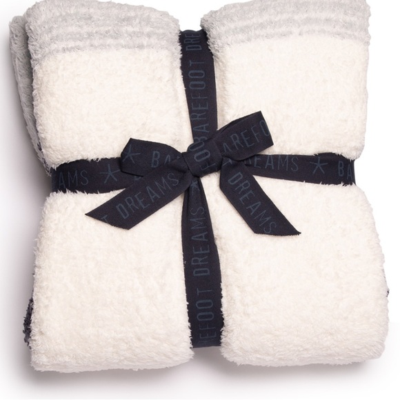 Barefoot Dreams Cozychic Horizon Blanket - Size 45
